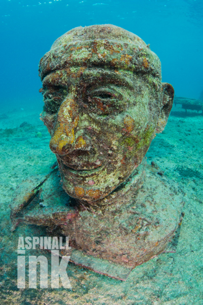 A sculpture of Jacques Cousteau