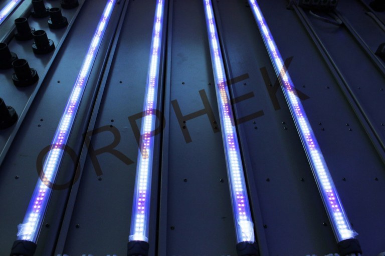 New T5 / T8 LED tubes debut from Orphek