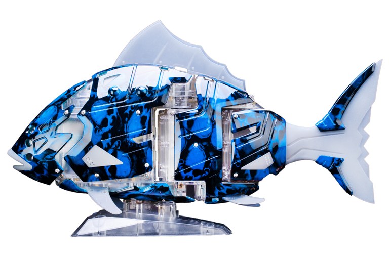 Would you "keep" a realistic robotic fish?